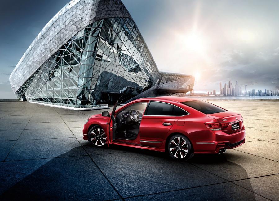  Honda Spirior Si 2014 года  (фото 4 из 5)